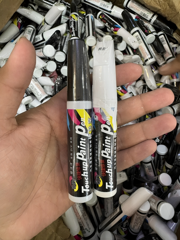 Car Scratches Removing Pen